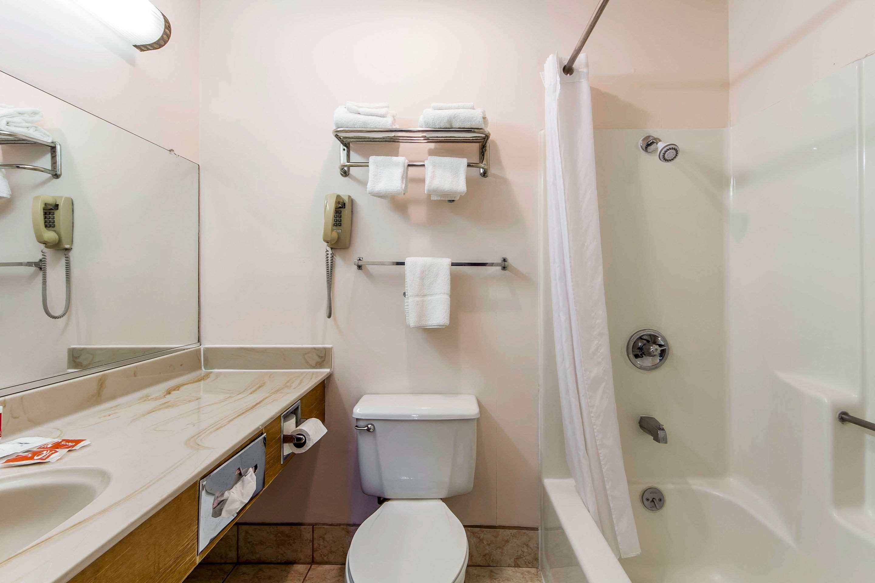 Econo Lodge Castro Valley I-580 Eksteriør billede